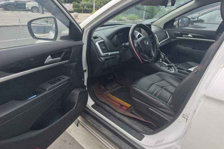 Used Dongfeng Aeolus AX7 2016 2.0L Automatic Zhiyi Trim Driver Seat