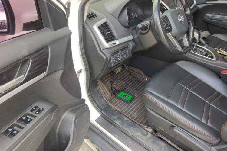 Used Dongfeng Aeolus AX7 2016 2.0L Automatic Zhiyi Trim Driver Seat