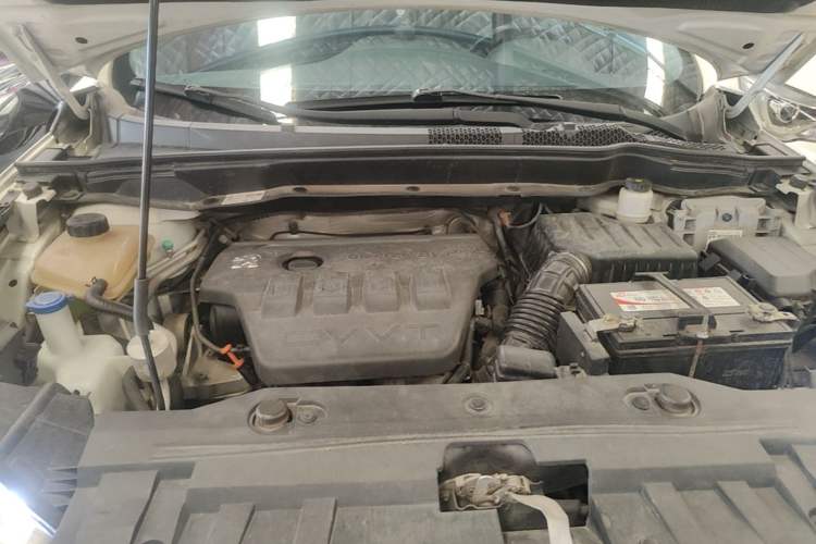 Used Dongfeng Aeolus AX7 2016 2.0L Automatic Zhiyi Trim Engine Bay