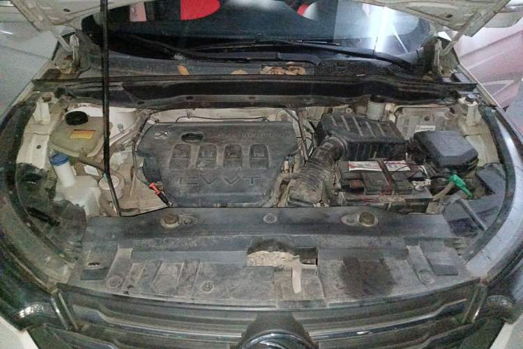 Used Dongfeng Aeolus AX7 2016 2.0L Automatic Zhiyi Trim Engine Bay