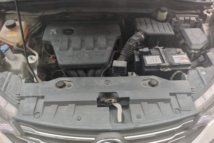 Used Dongfeng Aeolus AX7 2016 2.0L Automatic Zhiyi Trim Engine Bay