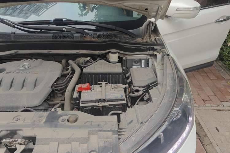 Used Dongfeng Aeolus AX7 2016 1.4T Manual Zhuyue Model Engine Bay Left