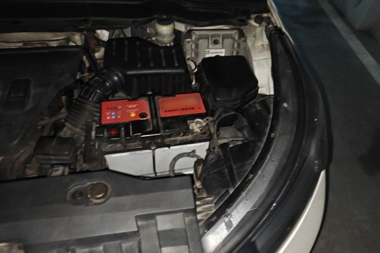Used Dongfeng Aeolus AX7 2016 2.0L Automatic Zhiyi Trim Engine Bay Left