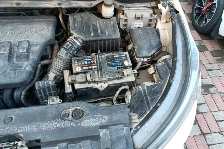 Used Dongfeng Aeolus AX7 2016 2.0L Manual Zhiyi Trim Engine Bay Left