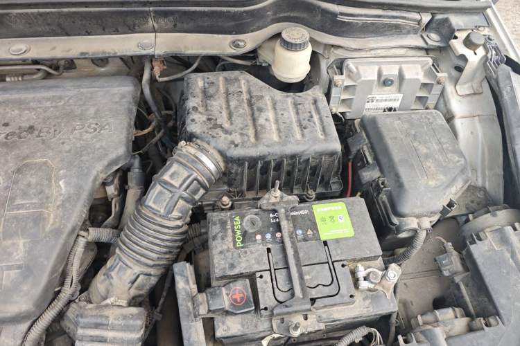 Used Dongfeng Aeolus AX7 2016 2.0L Automatic Zhiyi Trim Engine Bay Left