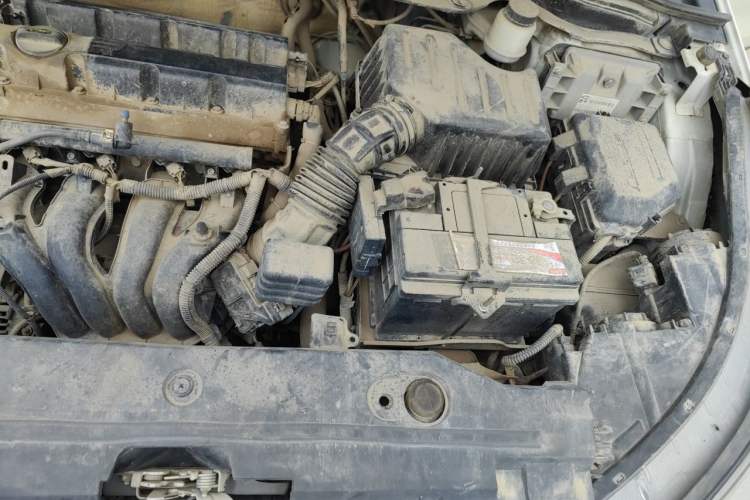 Used Dongfeng Aeolus AX7 2016 2.0L Manual Zhiyi Trim Engine Bay Left