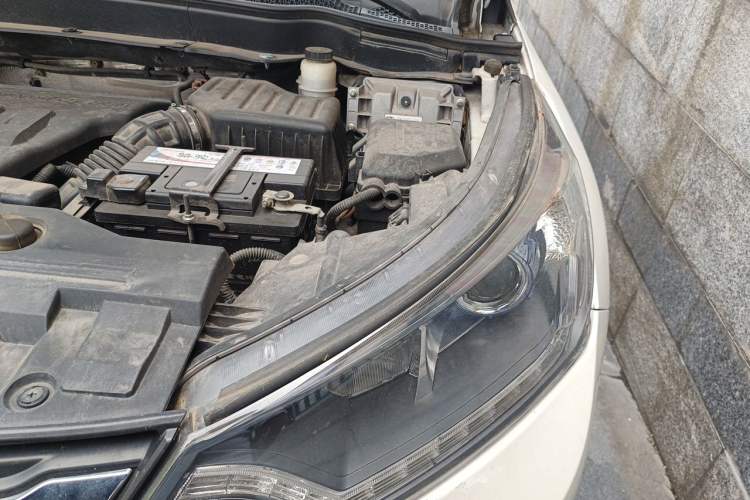 Used Dongfeng Aeolus AX7 2016 2.0L Automatic Zhiyi Trim Engine Bay Left