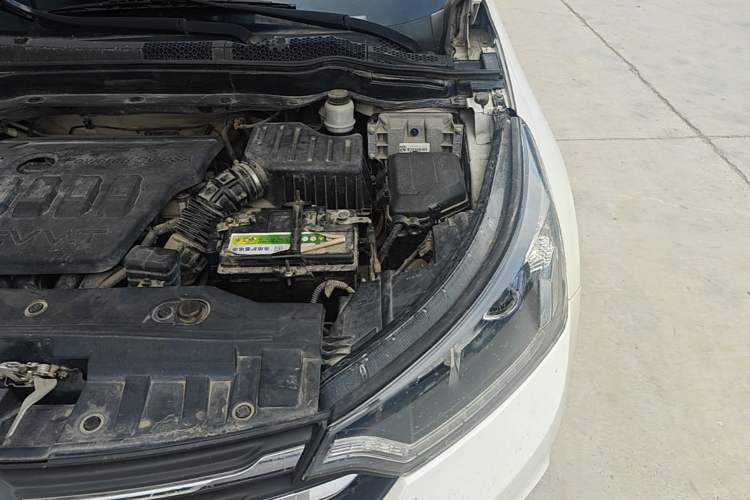 Used Dongfeng Aeolus AX7 2016 2.0L Manual Zhiyi Trim Engine Bay Left