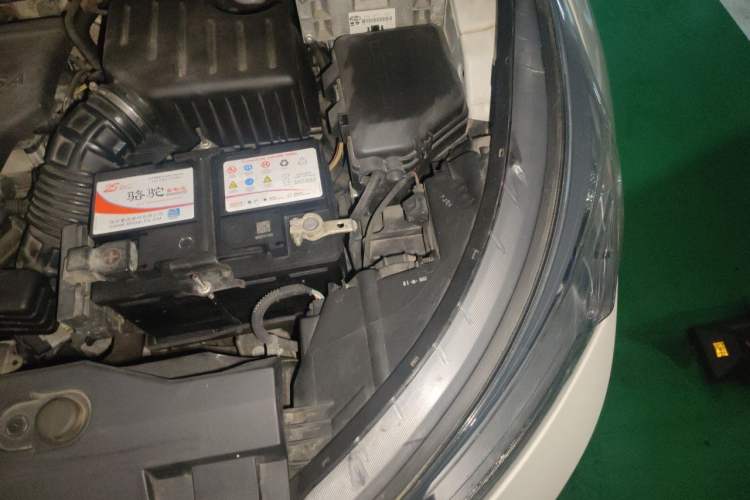 Used Dongfeng Aeolus AX7 2016 2.0L Automatic Zhiyi Trim Engine Bay Left