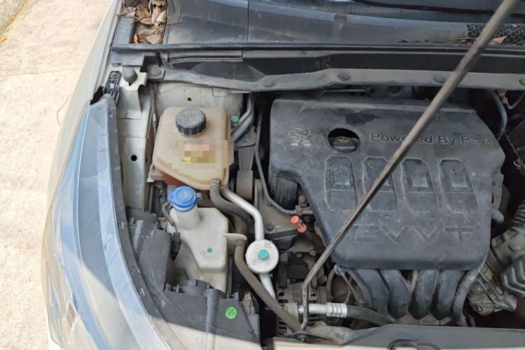 Used Dongfeng Aeolus AX7 2016 2.0L Automatic Zhiyi Trim Engine Bay Right
