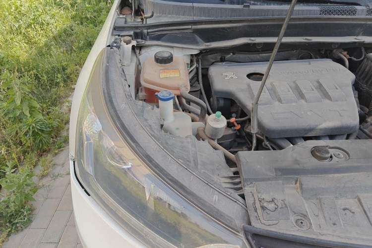 Used Dongfeng Aeolus AX7 2016 2.0L Automatic Zhiyue Trim Engine Bay Right