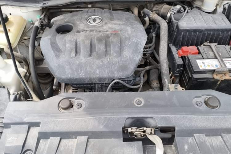 Used Dongfeng Aeolus AX7 2016 1.4T Manual Zhuyue Model Engine Bay