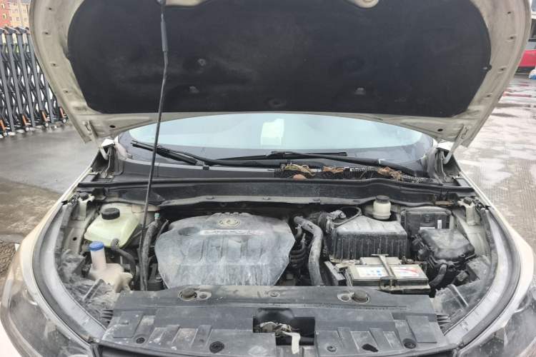 Used Dongfeng Aeolus AX7 2016 1.4T Manual Zhuyue Model Engine Bay