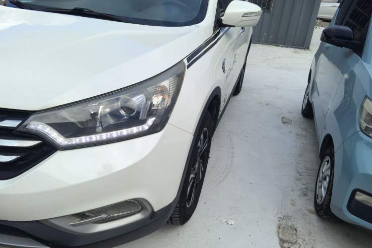 Used Dongfeng Aeolus AX7 2016 1.4T Manual Zhuyue Model Exterior 1