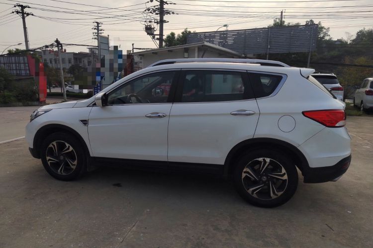 Used Dongfeng Aeolus AX7 2016 2.0L Automatic Zhiyi Trim Exterior 5