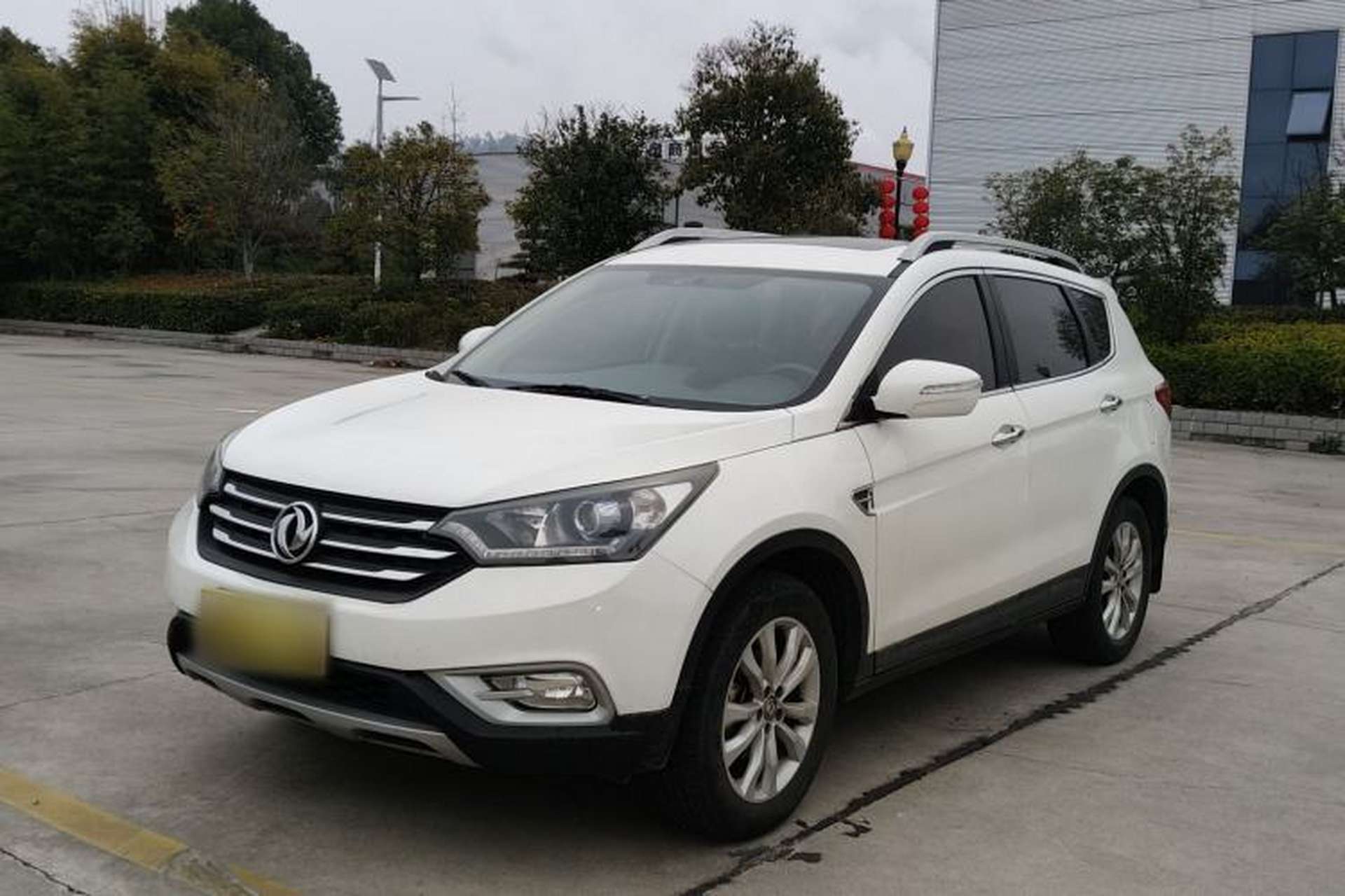 Used Dongfeng Aeolus AX7 2016 2.0L Automatic Zhiyi Trim Front Left 45 Deg