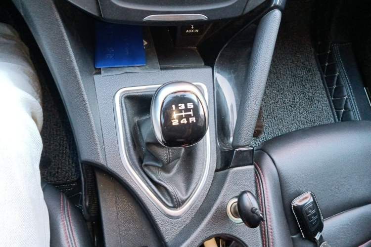 Used Dongfeng Aeolus AX7 2016 2.0L Manual Zhiyi Trim Gear Lever