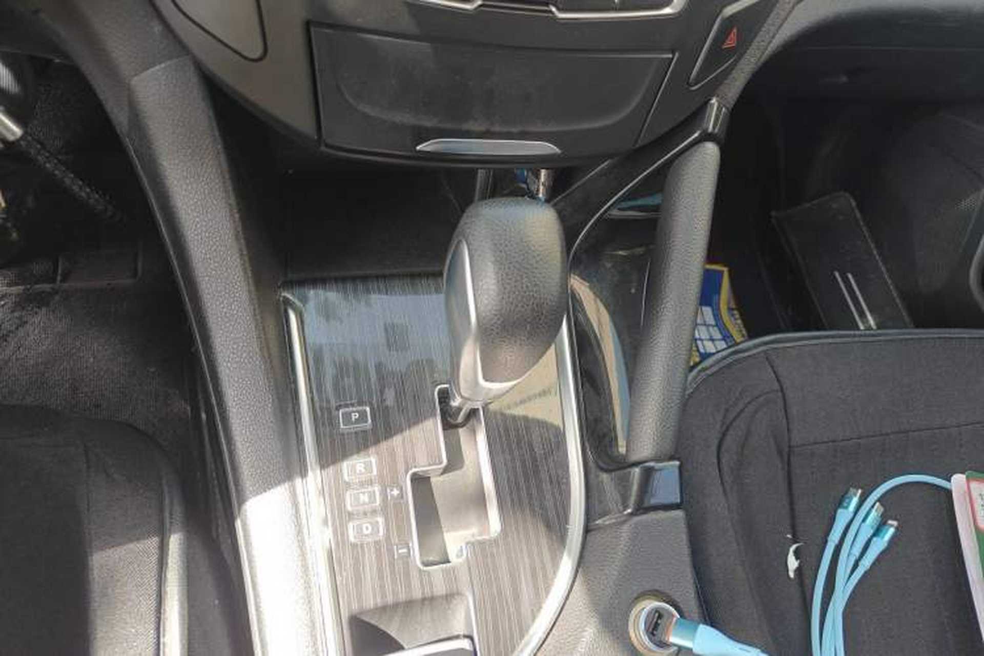 Used Dongfeng Aeolus AX7 2016 2.0L Automatic Zhiyue Trim Gear Lever