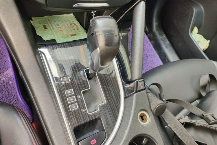 Used Dongfeng Aeolus AX7 2016 2.0L Automatic Zhiyi Trim Gear Lever
