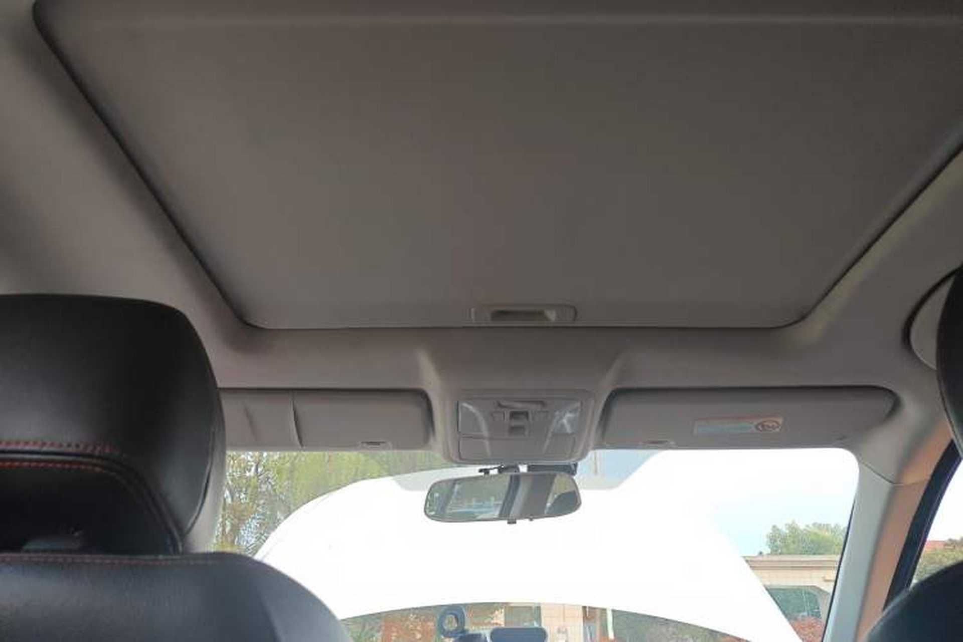 Used Dongfeng Aeolus AX7 2016 1.4T Manual Zhuyue Model Headliner