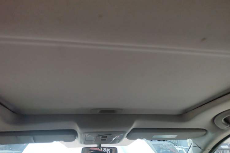 Used Dongfeng Aeolus AX7 2016 1.4T Manual Zhuyue Model Headliner