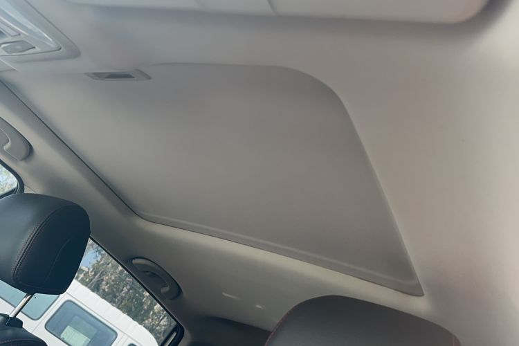 Used Dongfeng Aeolus AX7 2016 2.0L Automatic Zhiyi Trim Headliner