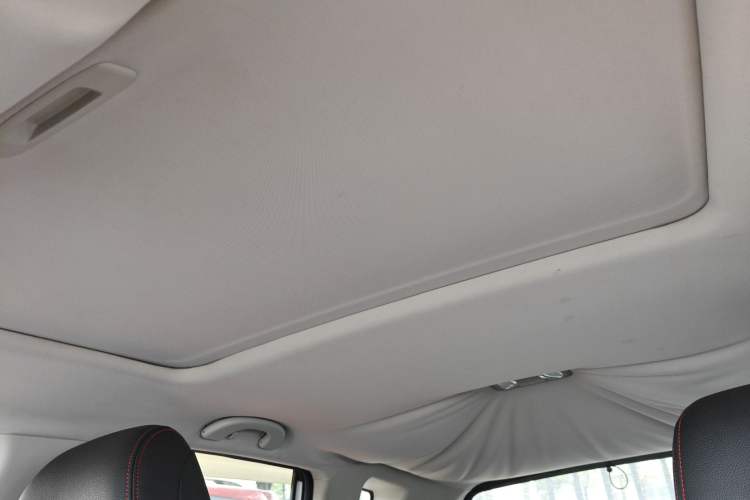 Used Dongfeng Aeolus AX7 2016 1.4T Manual Zhuyue Model Headliner