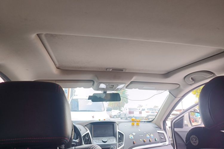 Used Dongfeng Aeolus AX7 2016 2.0L Automatic Zhiyi Trim Headliner