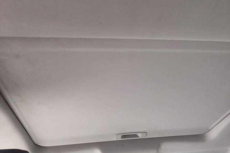 Used Dongfeng Aeolus AX7 2016 2.0L Automatic Zhiyi Trim Headliner