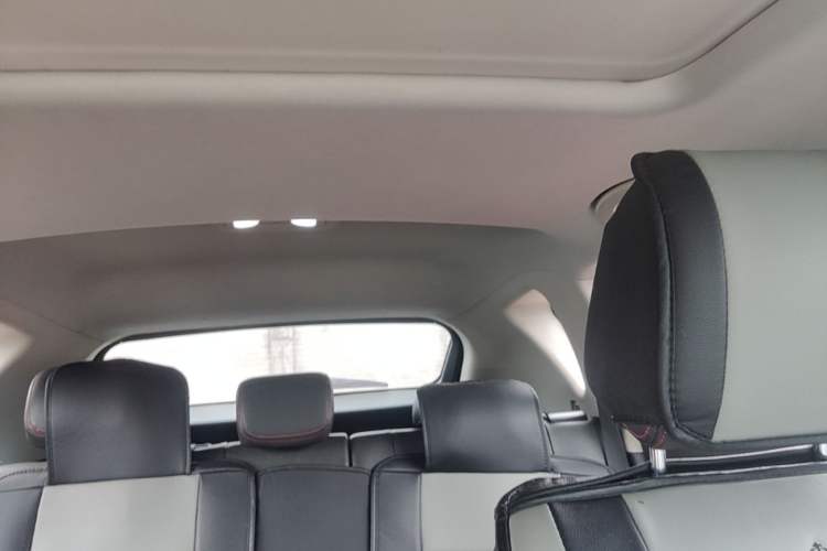 Used Dongfeng Aeolus AX7 2016 2.0L Manual Zhiyi Trim Headliner