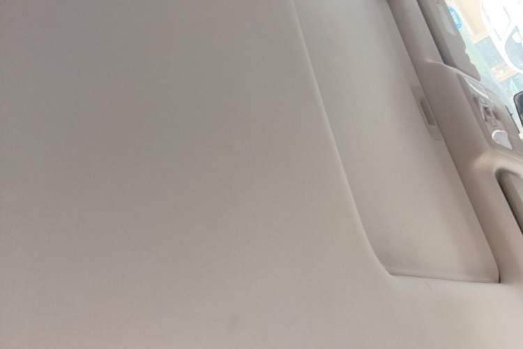 Used Dongfeng Aeolus AX7 2016 2.3L Automatic ZhiZun Version Headliner