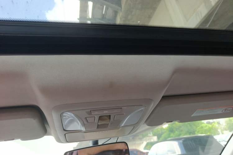 Used Dongfeng Aeolus AX7 2016 2.0L Automatic Zhiyi Trim Headliner