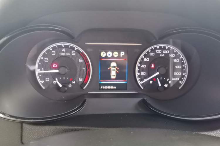 Used Dongfeng Aeolus AX7 2016 2.0L Automatic Zhiyi Trim Instrument Cluster