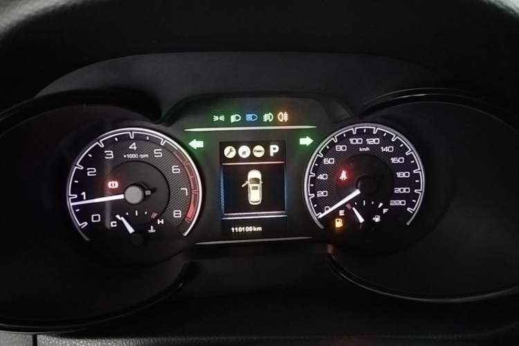 Used Dongfeng Aeolus AX7 2016 2.0L Automatic Zhiyi Trim Instrument Cluster