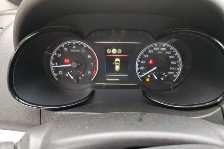 Used Dongfeng Aeolus AX7 2016 2.0L Manual Zhiyi Trim Instrument Cluster