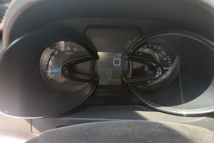 Used Dongfeng Aeolus AX7 2016 1.4T Manual Zhuyue Model Instrument Cluster