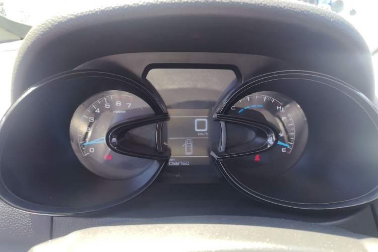 Used Dongfeng Aeolus AX7 2016 1.4T Manual Zhuyue Model Instrument Cluster