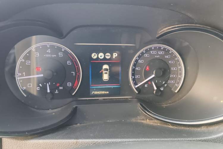 Used Dongfeng Aeolus AX7 2016 2.0L Automatic Zhiyi Trim Instrument Cluster