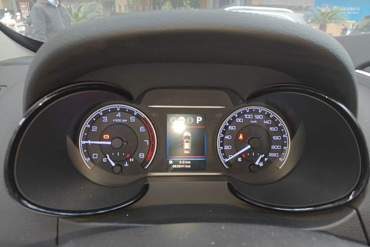 Used Dongfeng Aeolus AX7 2016 2.0L Automatic Zhiyi Trim Instrument Cluster