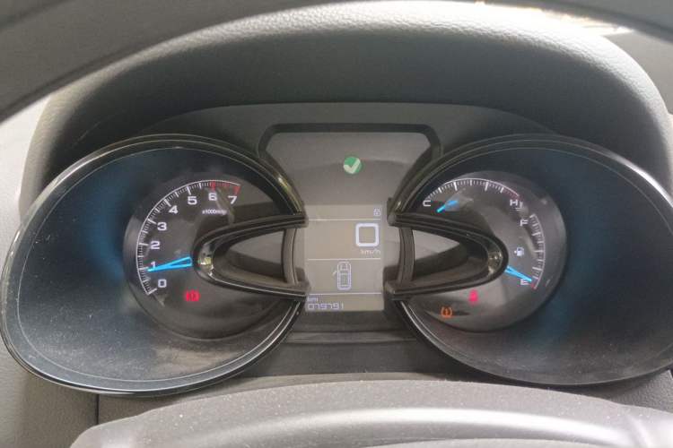 Used Dongfeng Aeolus AX7 2016 1.4T Manual Zhuyue Model Instrument Cluster