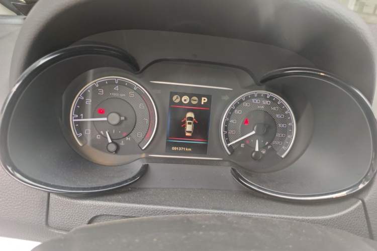 Used Dongfeng Aeolus AX7 2016 2.0L Automatic Zhiyi Trim Instrument Cluster