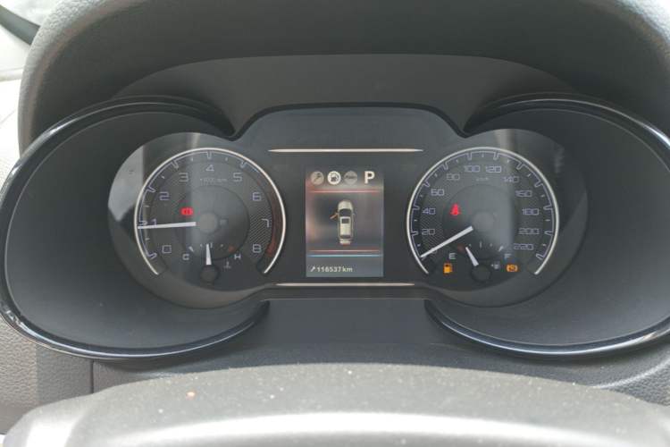 Used Dongfeng Aeolus AX7 2016 2.3L Automatic ZhiZun Version Instrument Cluster