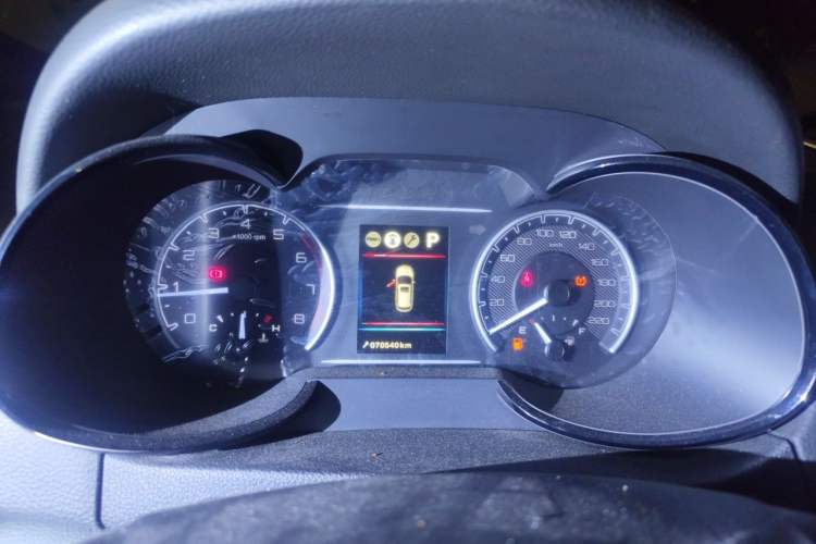 Used Dongfeng Aeolus AX7 2016 2.0L Automatic Zhiyi Trim Instrument Cluster