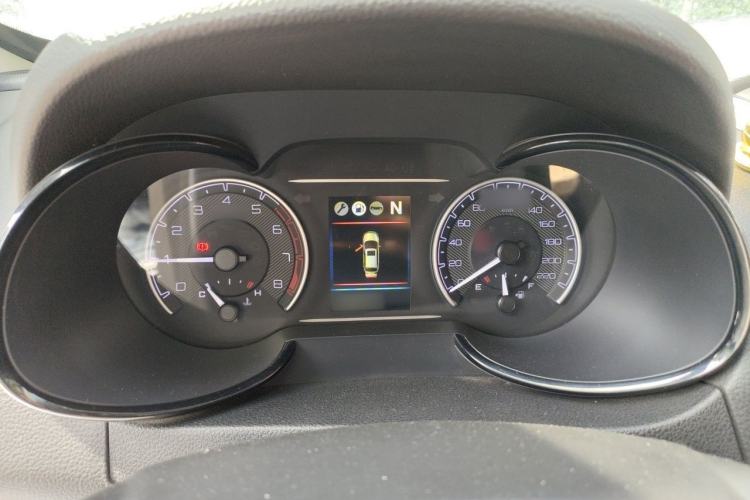 Used Dongfeng Aeolus AX7 2016 2.0L Automatic Zhiyi Trim Instrument Cluster
