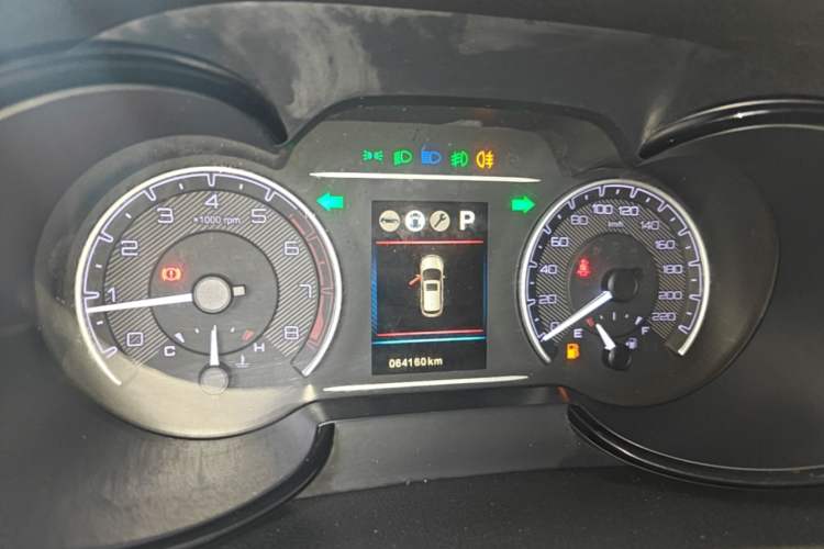 Used Dongfeng Aeolus AX7 2016 2.0L Automatic Zhiyi Trim Instrument Cluster