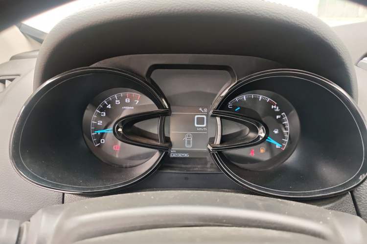 Used Dongfeng Aeolus AX7 2016 1.4T Manual Zhuyue Model Instrument Cluster