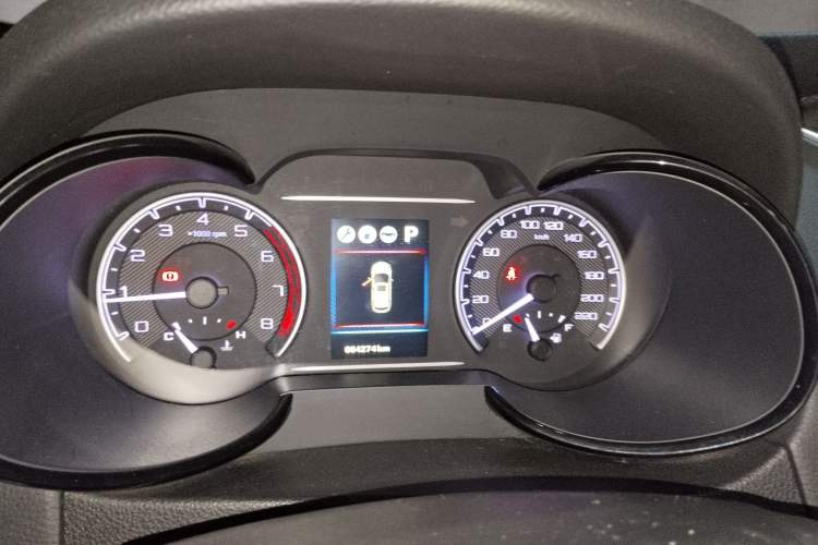 Used Dongfeng Aeolus AX7 2016 2.0L Automatic Zhiyi Trim Instrument Cluster
