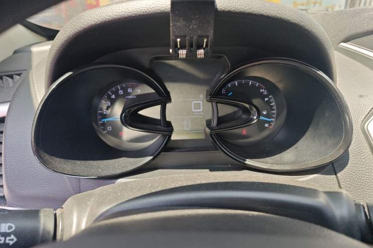 Used Dongfeng Aeolus AX7 2016 1.4T Manual Zhuyue Model Instrument Cluster