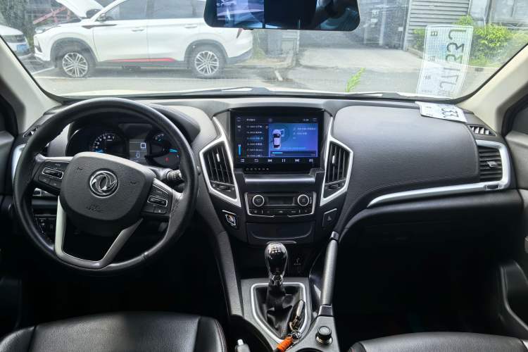 Used Dongfeng Aeolus AX7 2016 1.4T Manual Zhuyue Model Interior 1