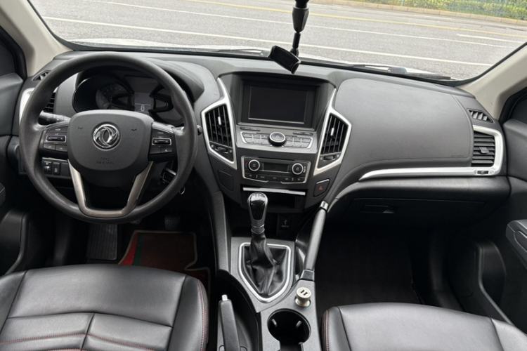 Used Dongfeng Aeolus AX7 2016 2.0L Manual Zhuyue Model Interior 1